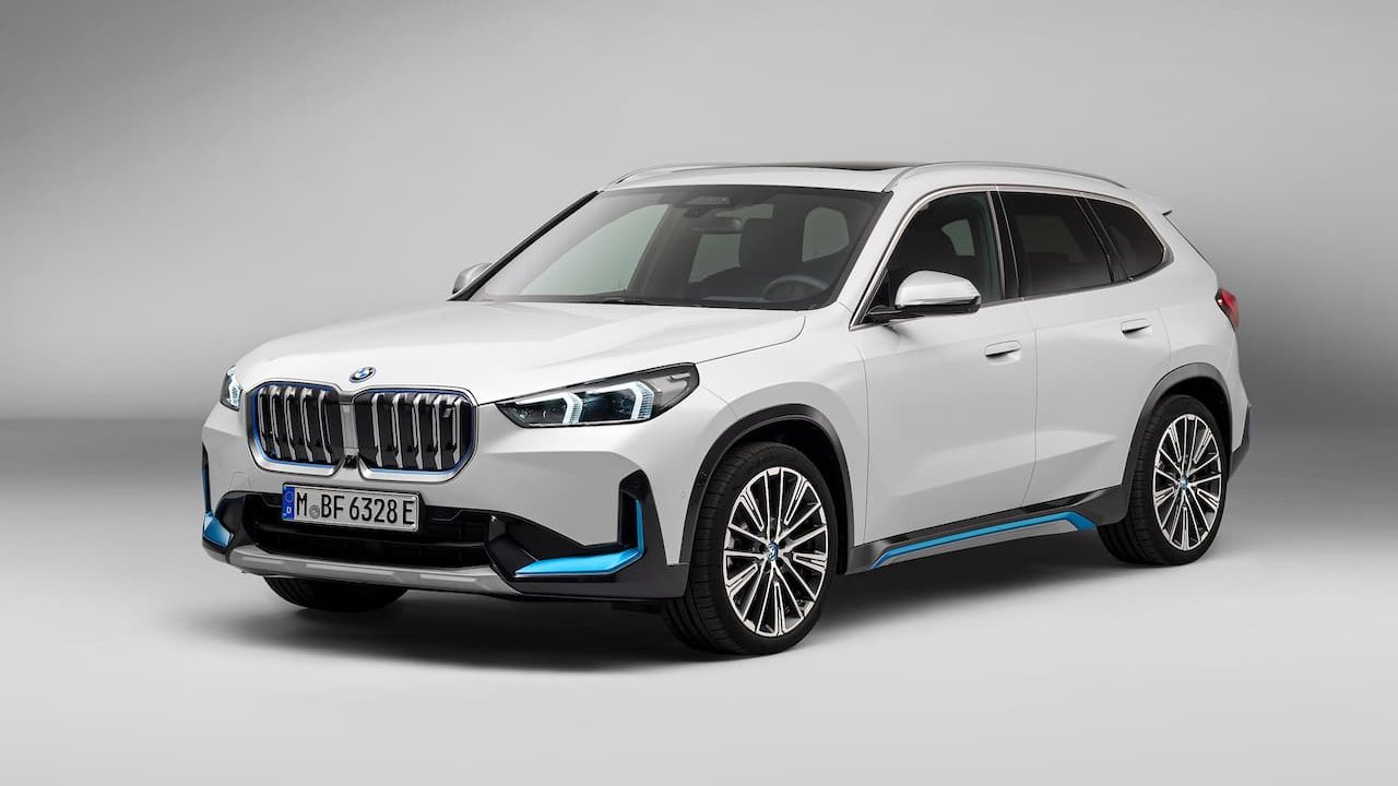 2022 BMW iX1 Front