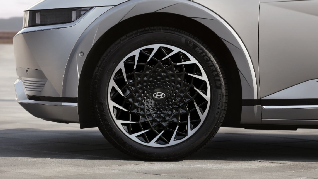 Pros Cons Large Tires For EV Range and Performance