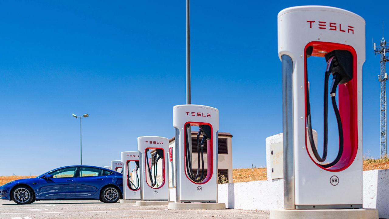 Which EVs Use Tesla Superchargers