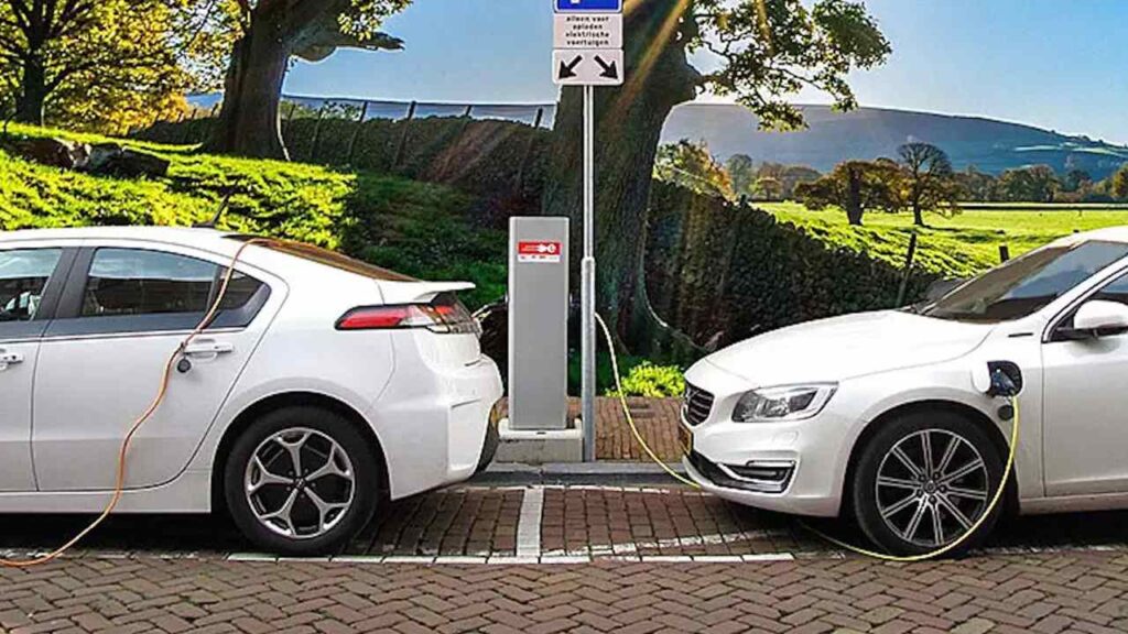 EVs are more problematic than non-plug-in hybrid and gasoline cars
