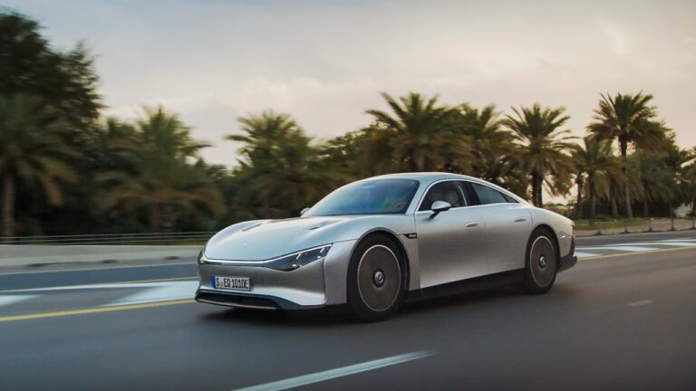 Mercedes Vision EQXX Goes 1010 km on a Single Charge - Featured Image