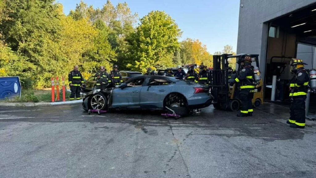 Audi e-tron GT Catches Fire During Service