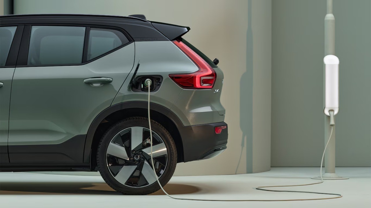 Volvo Adjusts EV Plans to go Fully Electric