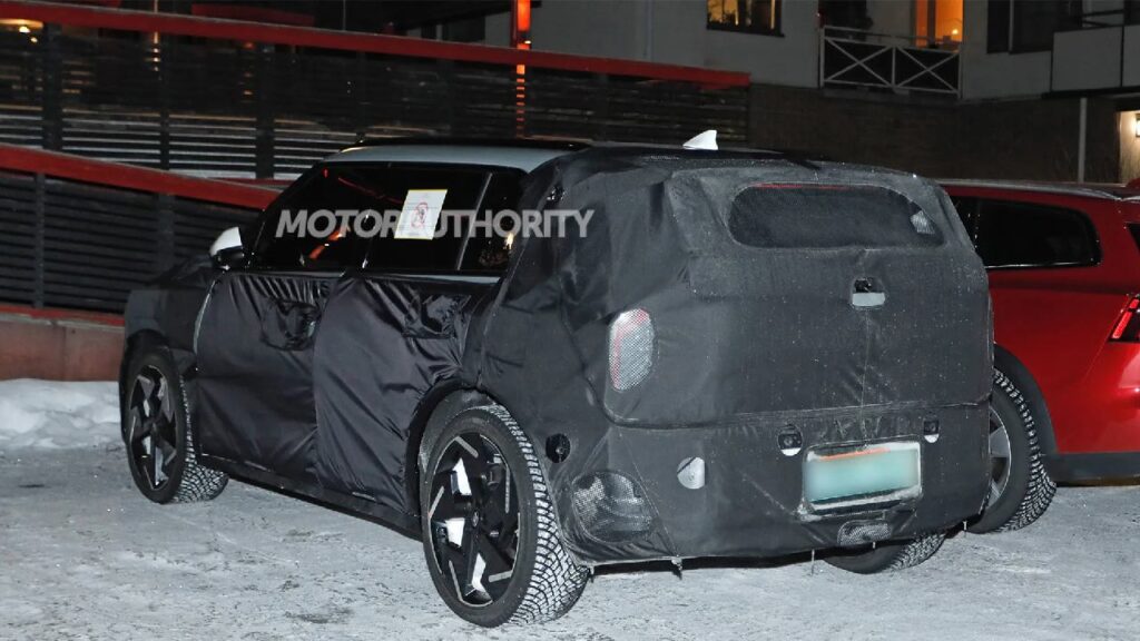 Kia EV3 Dual-Motor AWD GT Spied