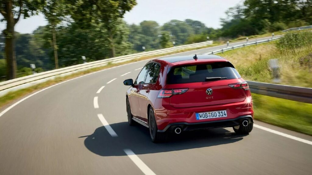 VW Golf Rear Profile